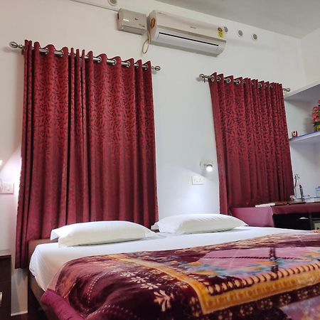 Kuttickattil Gardens Homestay Kottayam Zewnętrze zdjęcie